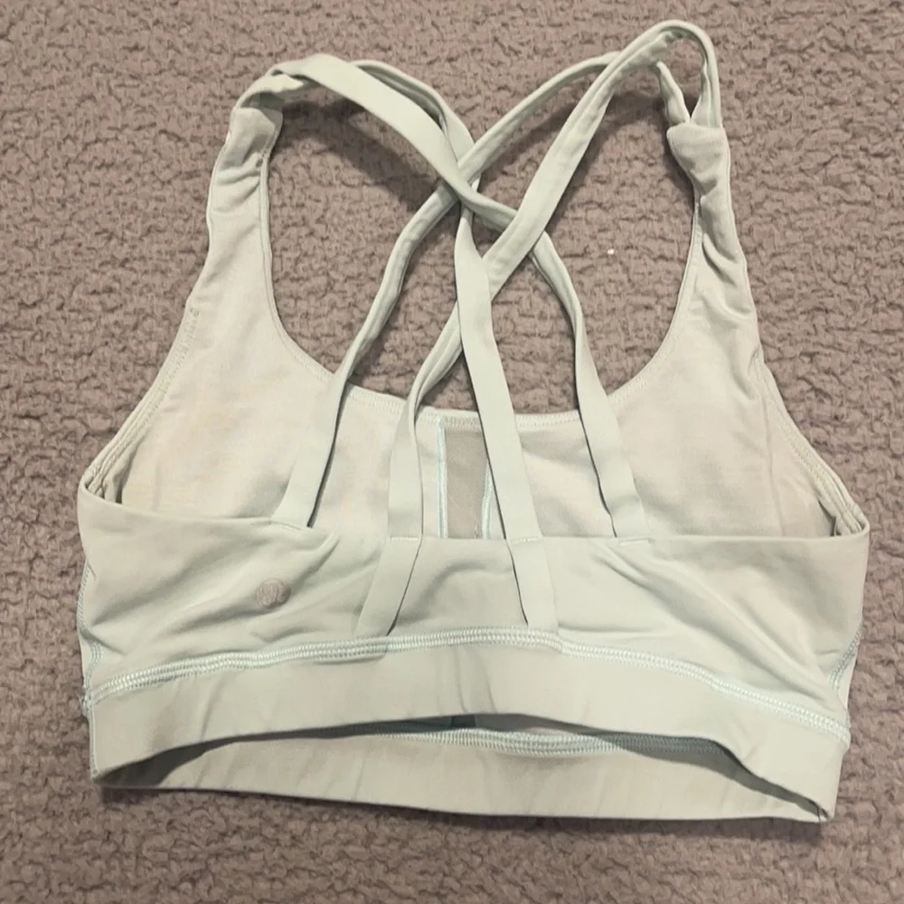 Lululemon Energy Bra size 4 color mint green